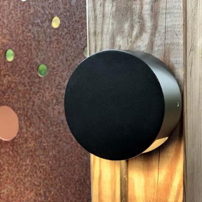 LightsOn Nero væglampe, IP54, Ø9 cm, sort