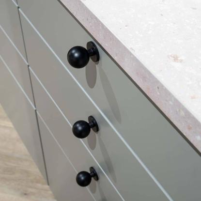 Beslag Design Solliden knop, Ø25 mm, mat sort