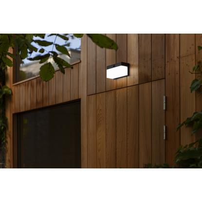 LUTEC FRAN udendørs LED væglampe med solceller, H9,1 cm, IP44, sort