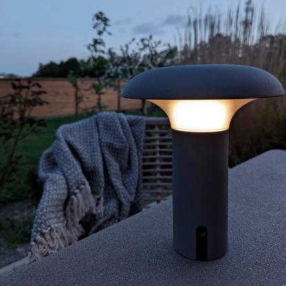 Lampe, genopladelig, grå