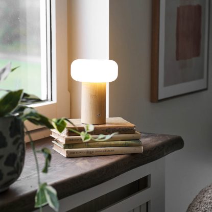Stafford LED bordlampe med bambus, genopladelig, H18 cm, natur/hvid