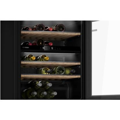 Bosch KWK16ABGB fritstående vinkøleskab til 44 flasker